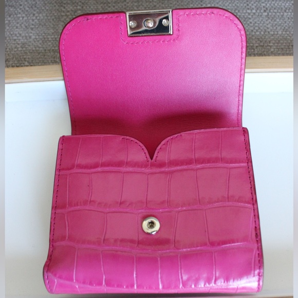 Kate Spade Croc-Embossed Leather Bifold Wallet in Pink - Picture 4 of 8